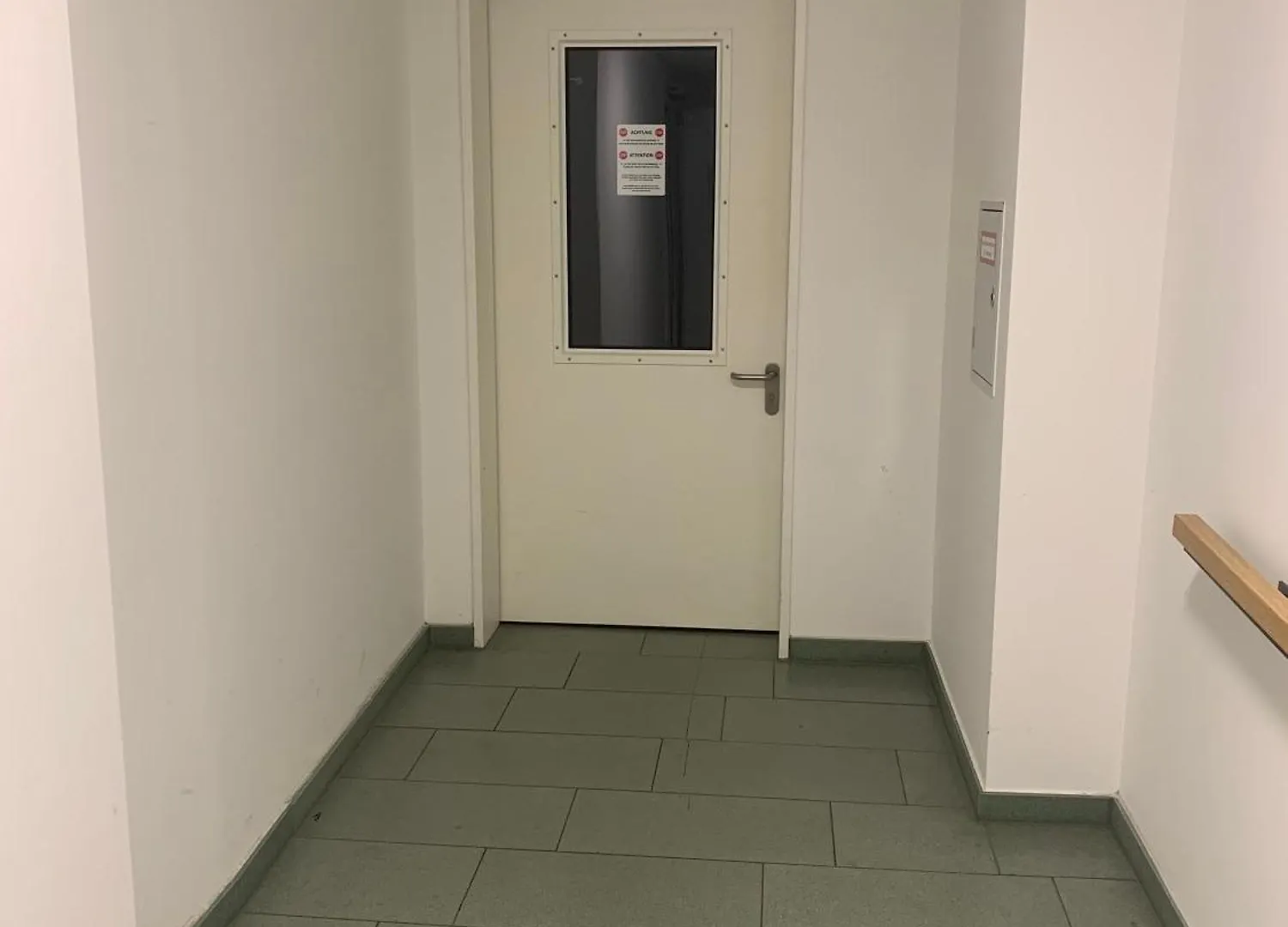 Apartment 279 Expositon Center Galluswarte Main Train Station Frankfurt am Main